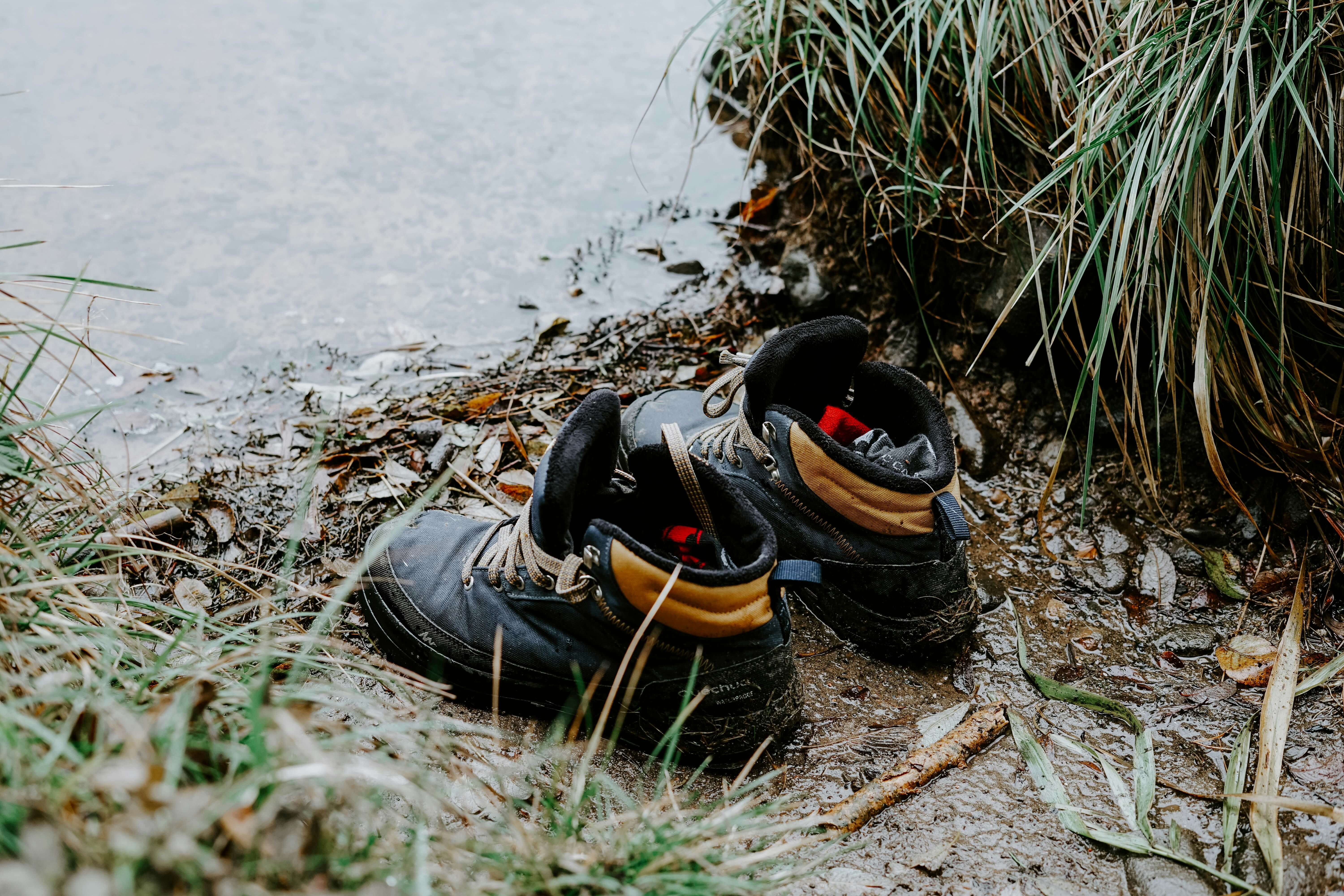 Trail shoes